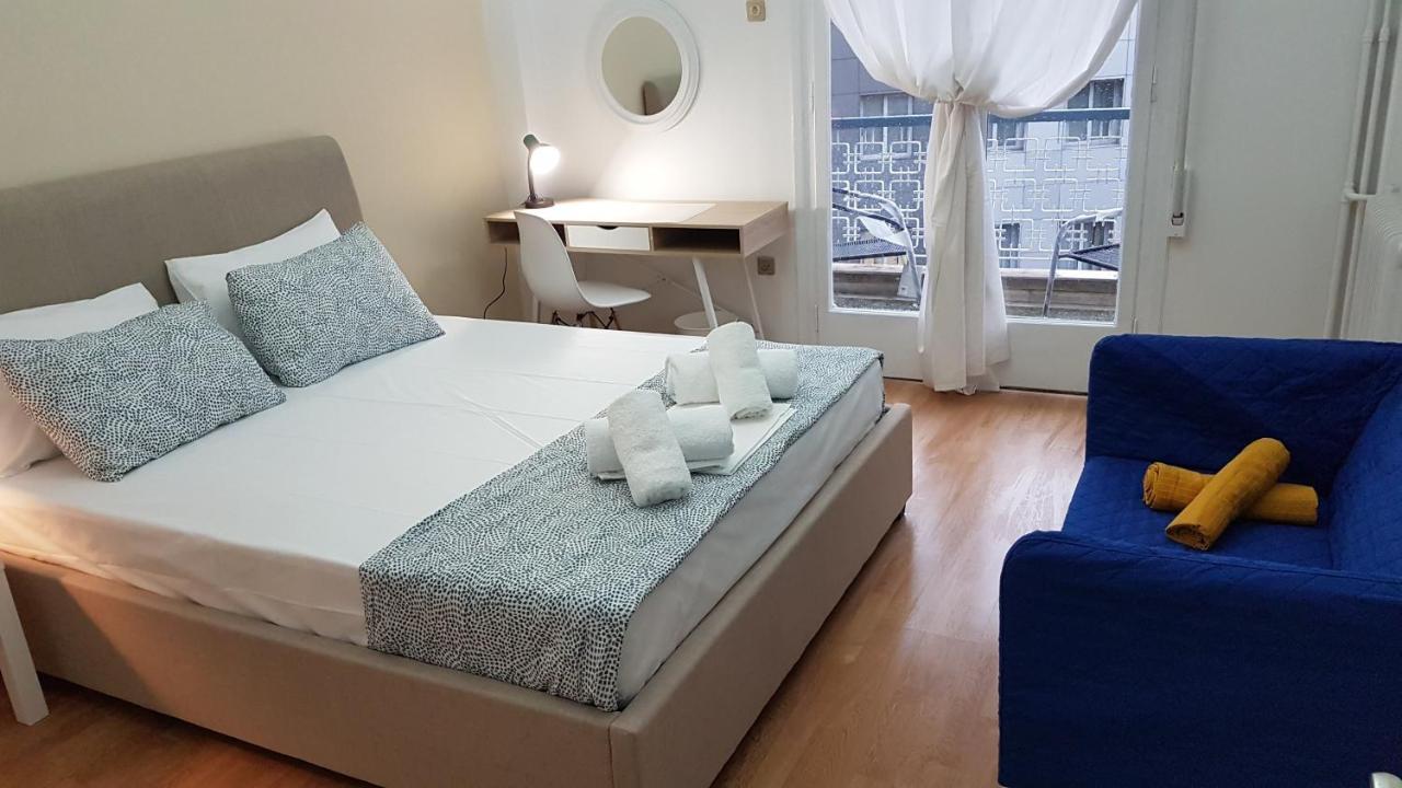 Apricot Apartment - Athens Center, 6 Bd, 2.5 Bath Ngoại thất bức ảnh