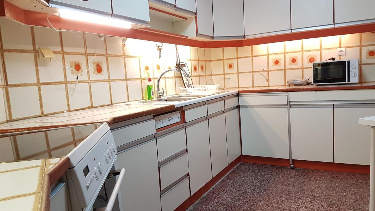 Apricot Apartment - Athens Center, 6 Bd, 2.5 Bath Ngoại thất bức ảnh