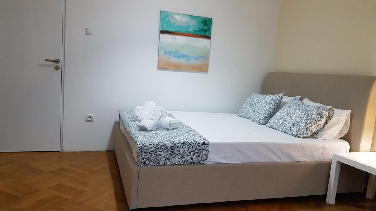 Apricot Apartment - Athens Center, 6 Bd, 2.5 Bath Ngoại thất bức ảnh