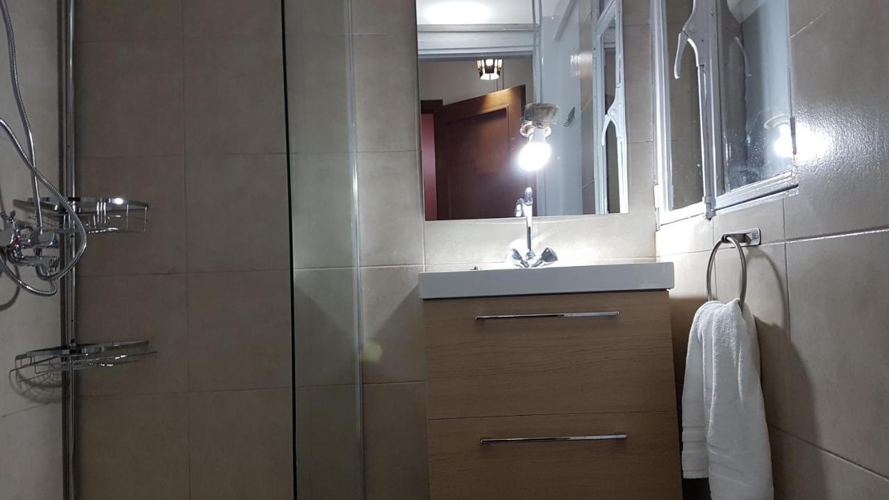 Apricot Apartment - Athens Center, 6 Bd, 2.5 Bath Ngoại thất bức ảnh